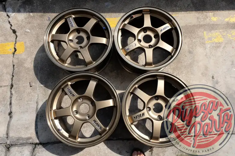 Rays Volk Racing TE37 16x7 +42 4x114.3