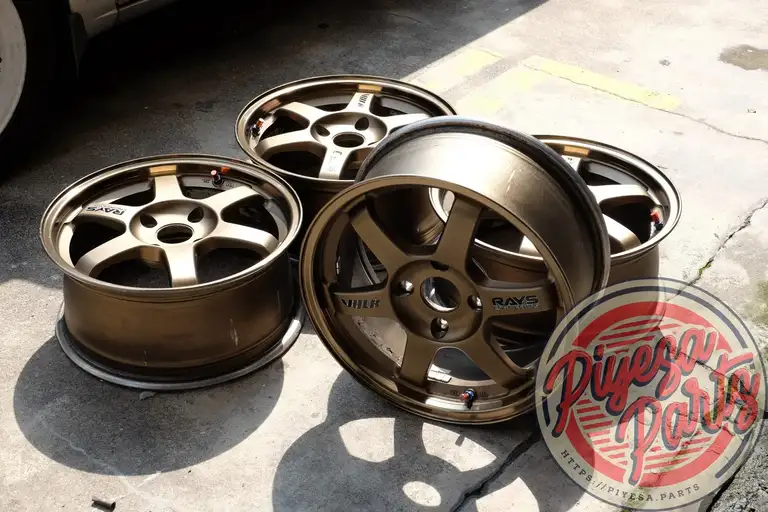 Rays Volk Racing TE37 16x7 +42 4x114.3