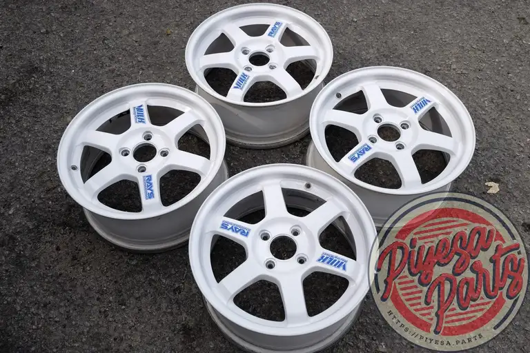 Rays Volk Racing TE37 15x6.5 +45 4x100