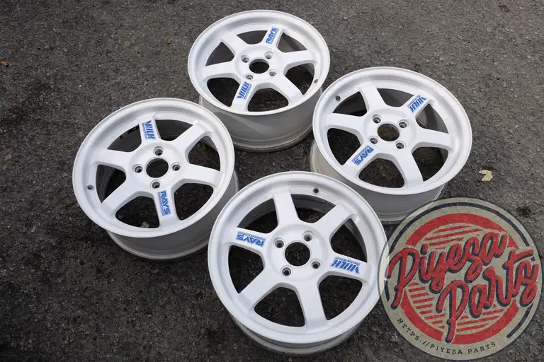 Rays Volk Racing TE37 15x6.5 +45 4x100