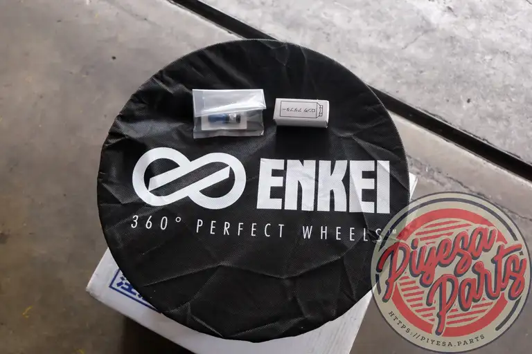 Enkei RPF1 15x8 +28 4x100