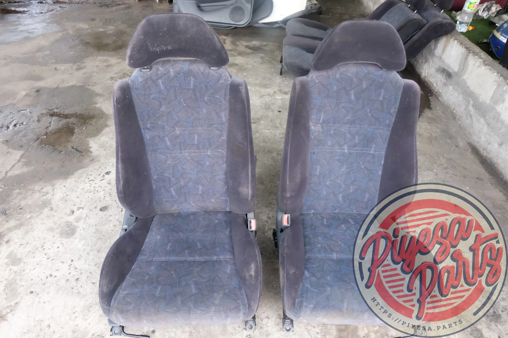 AE111 Carib Gen1 Seats and Sidings