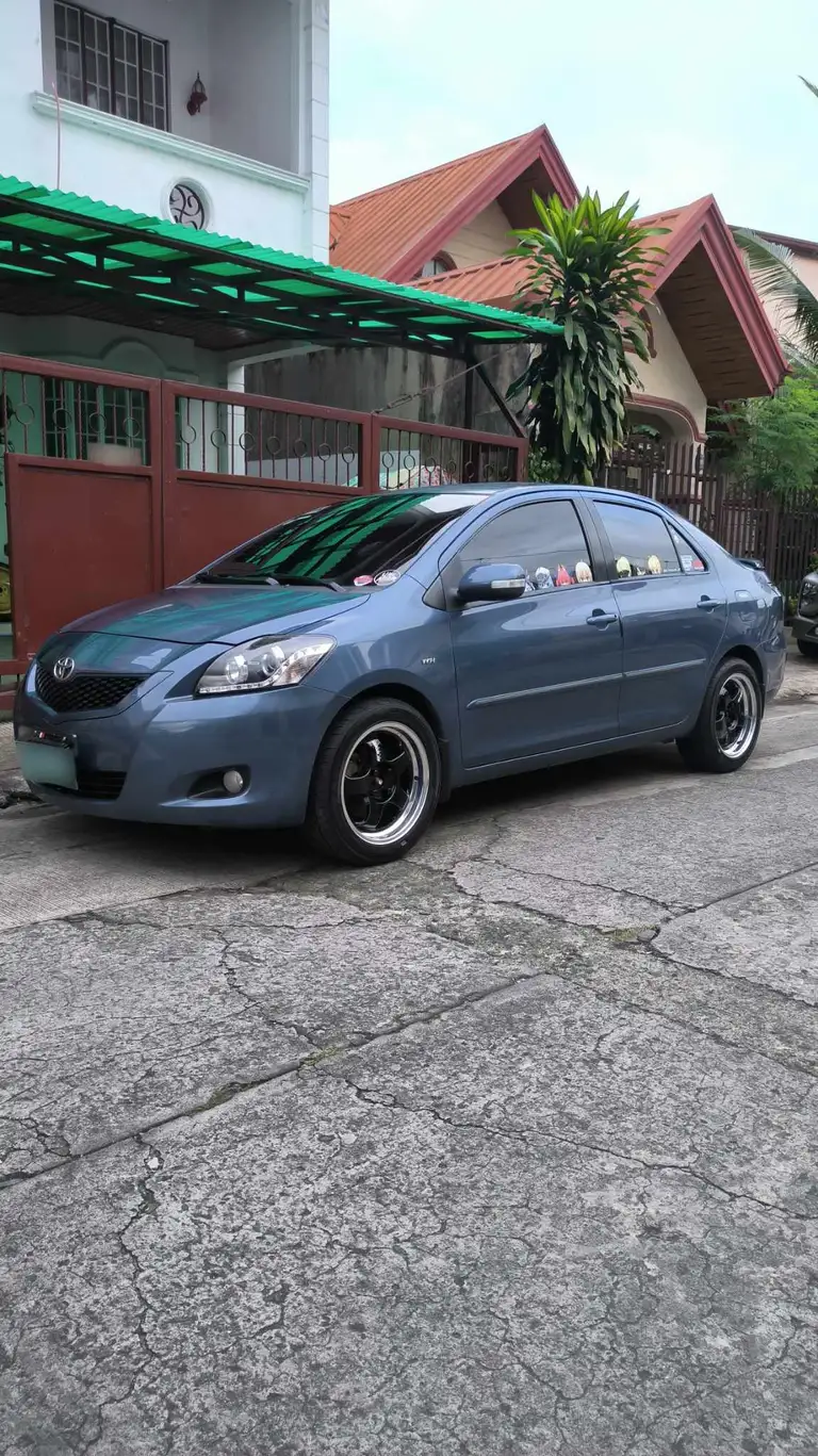 Work Meister S1 2P 16x7 +35 4x100 on Toyota Vios NCP93