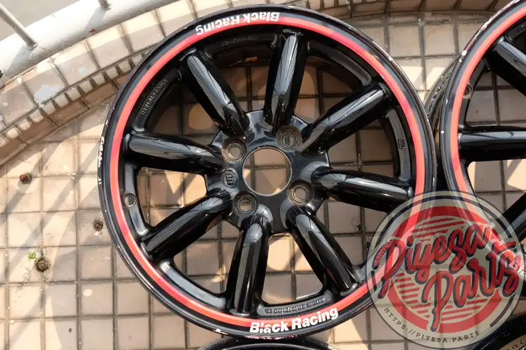 Black Racing Hyper 15x6.5 +40 4x100