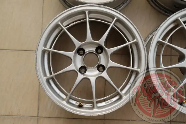 Enkei NT03 15x7 +35 4x100