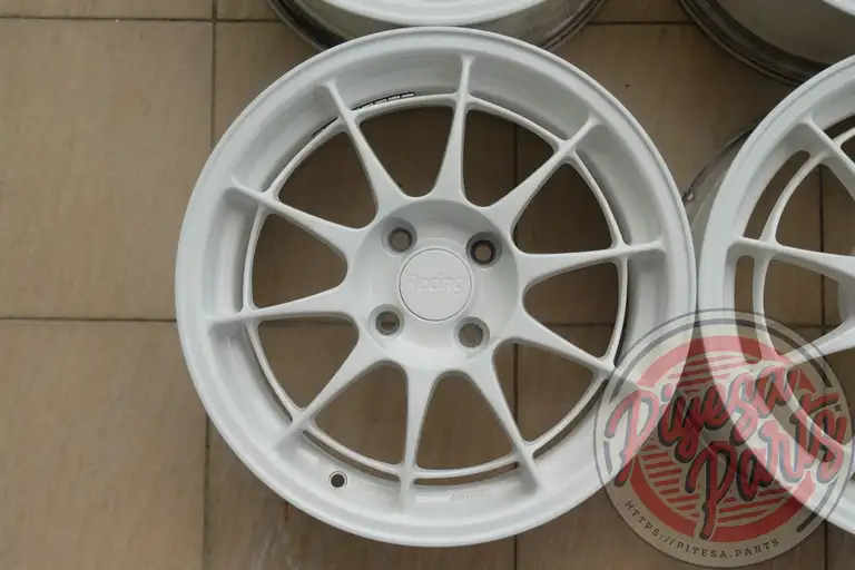 Enkei NT03 15x7 +35 4x100