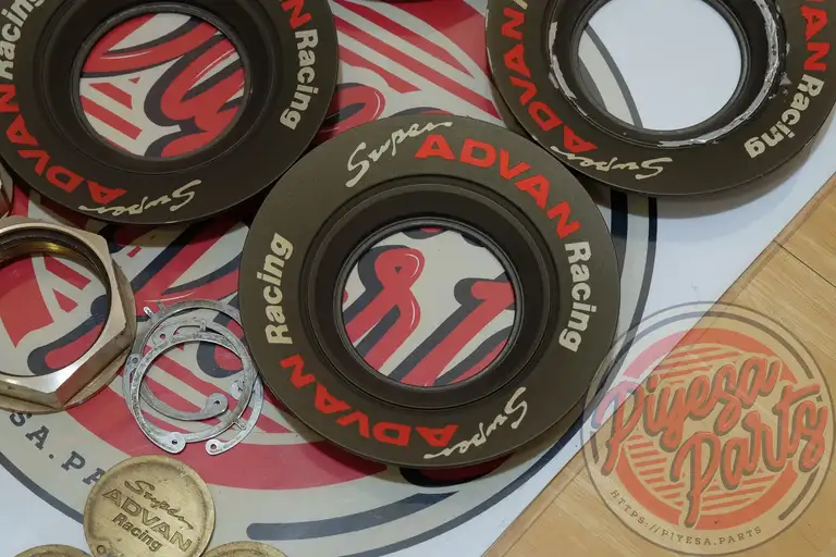 Yokohama Advan SA3R Center Caps/Hardware