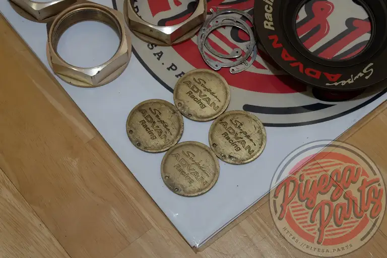 Yokohama Advan SA3R Center Caps/Hardware