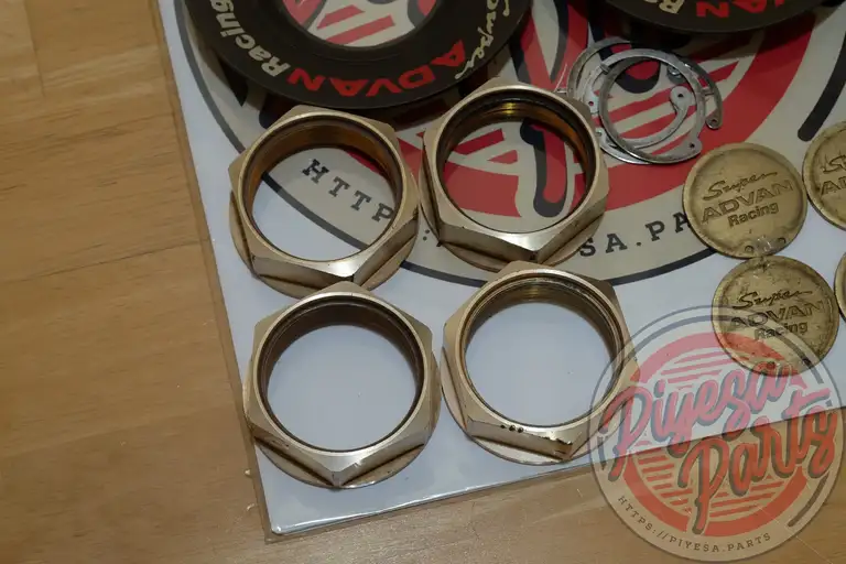 Yokohama Advan SA3R Center Caps/Hardware