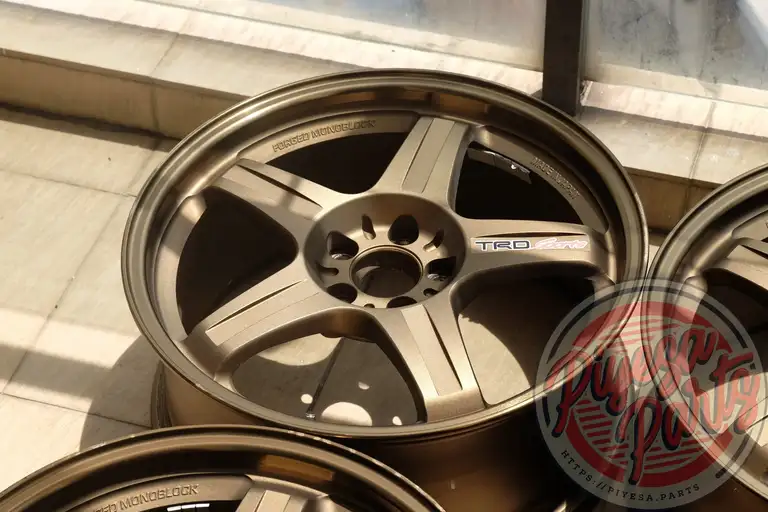 TRD T3 17x7.5 +30 5x100