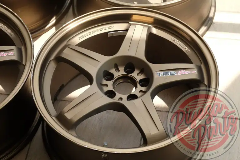 TRD T3 17x7.5 +30 5x100