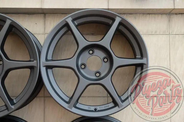 Buddy Club P1 Racing 16x7 +35 4x100