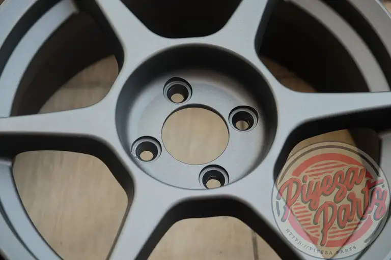 Buddy Club P1 Racing 16x7 +35 4x100