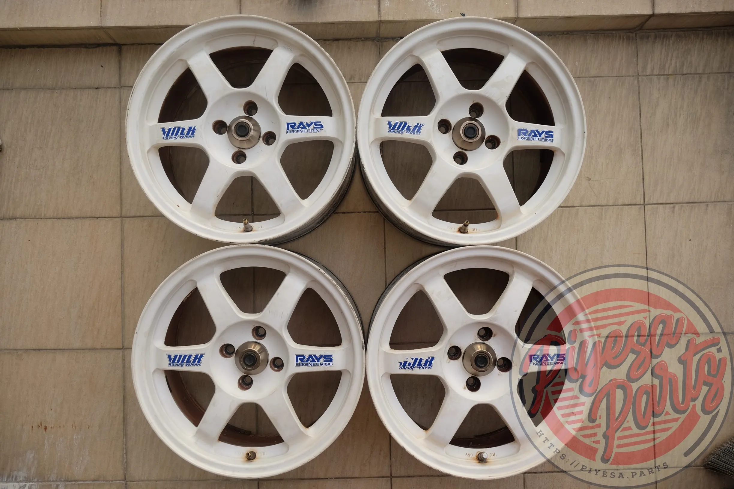 Rays TE37 16x7 +33 4x100
