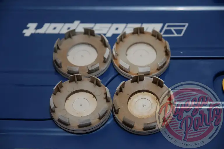 Enkei NT03 Centercaps