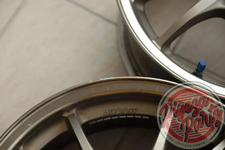Mugen MF10 16x7 +43 5x114.3 With New Caps