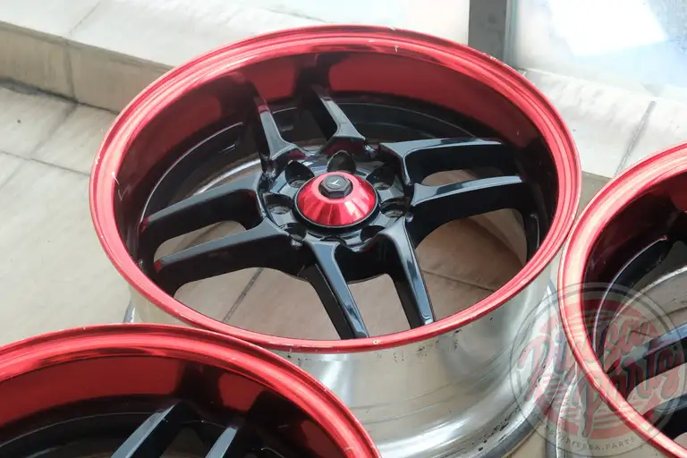 Tom's New Action 15x7 +35 4x100