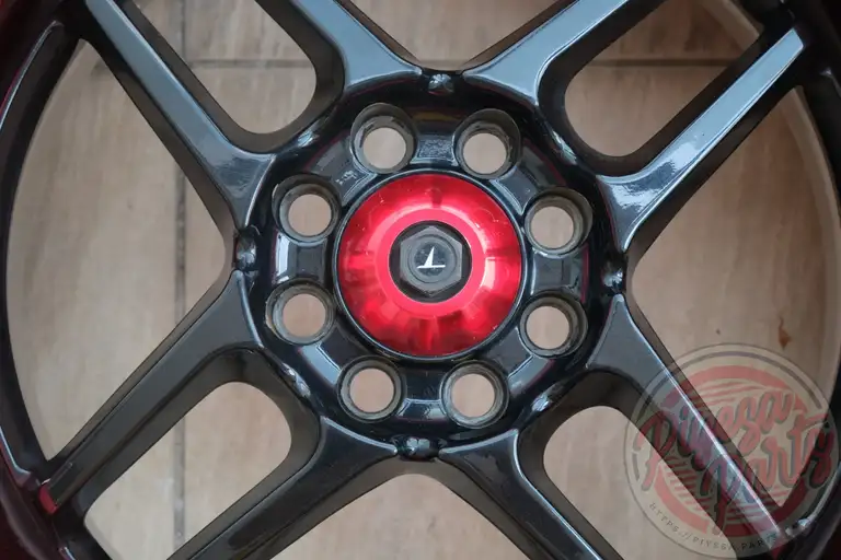 Tom's New Action 15x7 +35 4x100