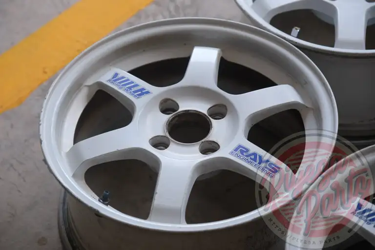 Rays TE37 15x7 +35 4x100