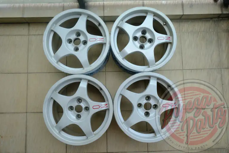 Oz Racing Chrono 16x7 +35 4x100