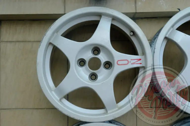 Oz Racing Chrono 16x7 +35 4x100