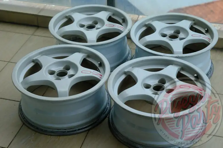 Oz Racing Chrono 16x7 +35 4x100