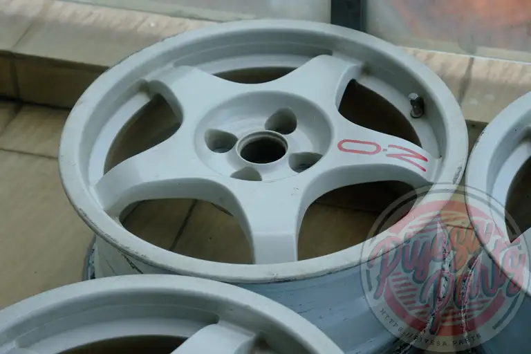 Oz Racing Chrono 16x7 +35 4x100