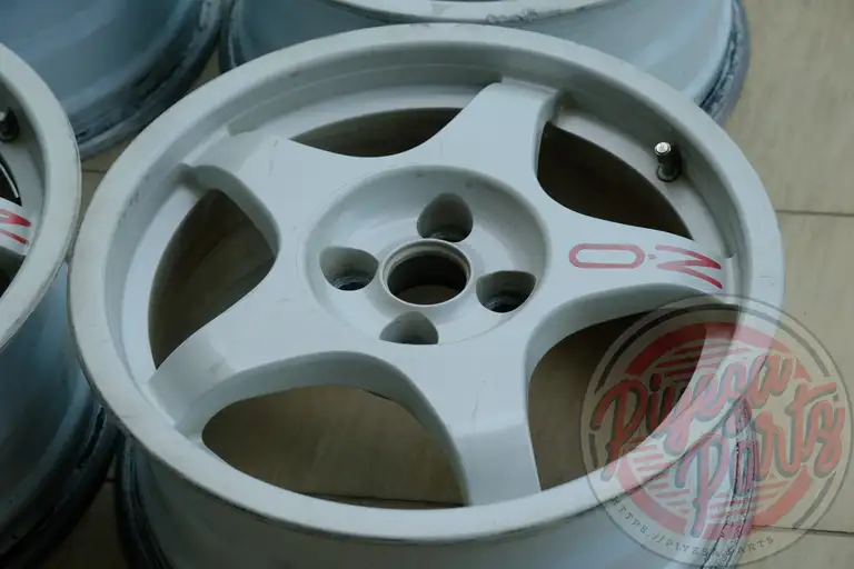 Oz Racing Chrono 16x7 +35 4x100