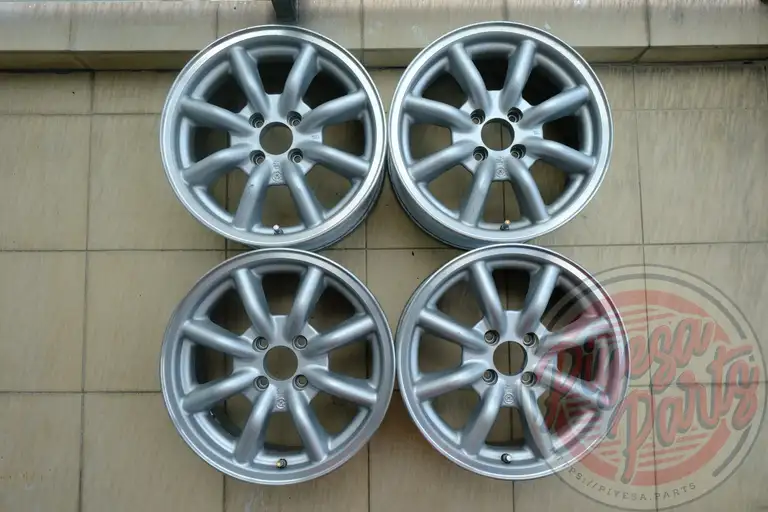 RS Watanabe F8F 15x6.5 +35 4x100