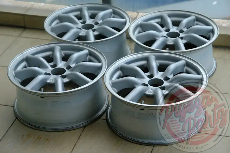 RS Watanabe F8F 15x6.5 +35 4x100