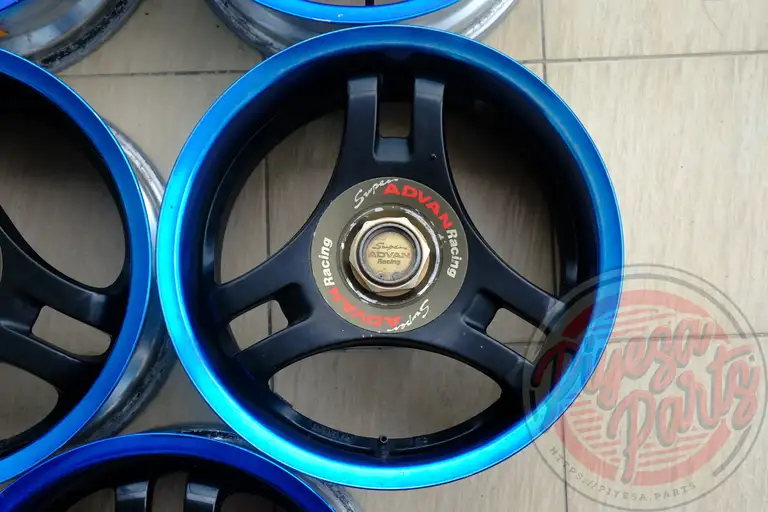 Yokohama Advan SA3R 15x6.5 +32 4x100