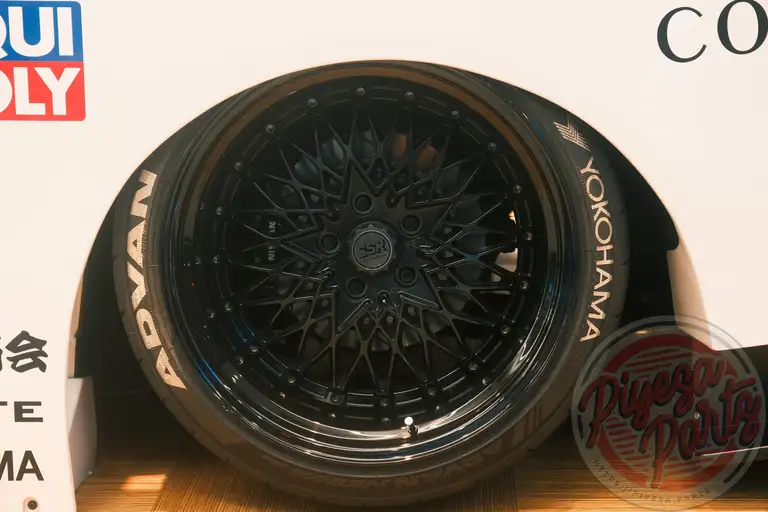 LB-KAIDO WORKS NISSAN R32 SKYLINE