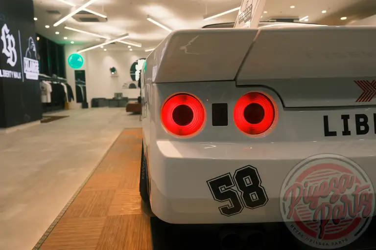 LB-KAIDO WORKS NISSAN R32 SKYLINE