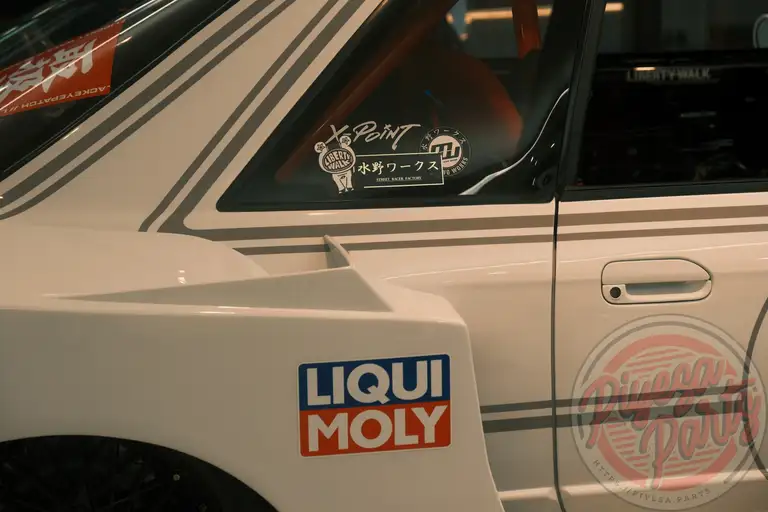 LB-KAIDO WORKS NISSAN R32 SKYLINE