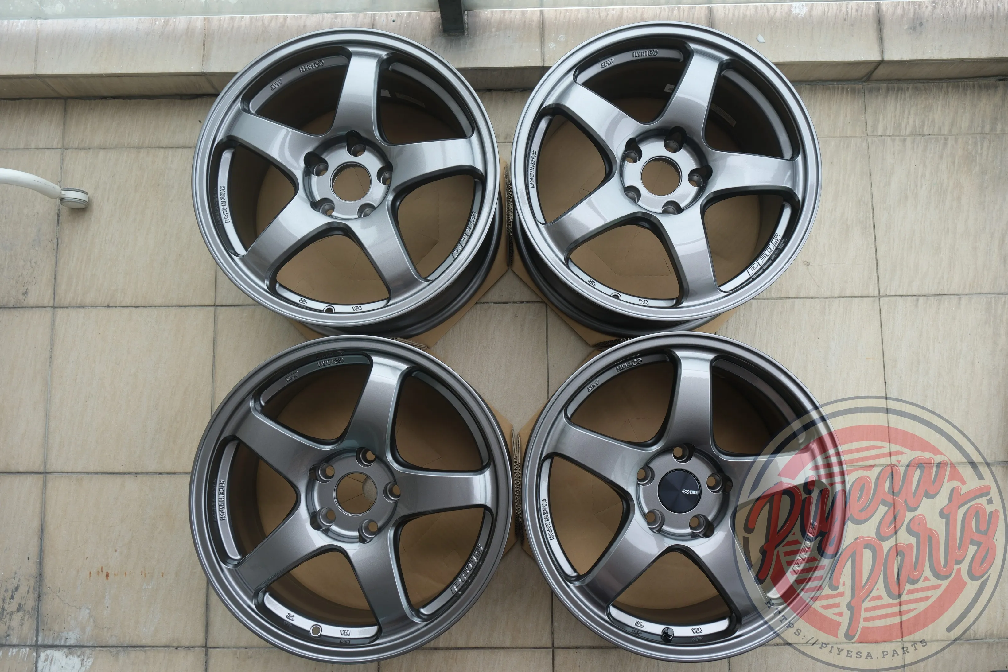 Brand New Enkei PF05 17x8 +35 5x114.3