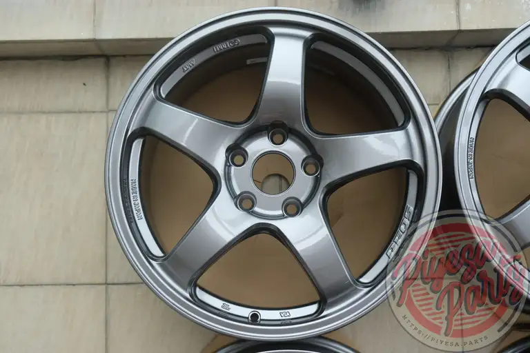 Brand New Enkei PF05 17x8 +35 5x114.3