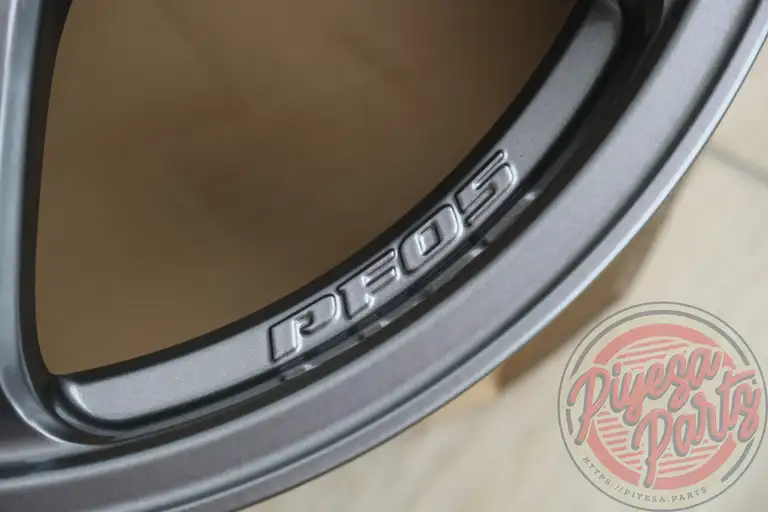 Brand New Enkei PF05 17x8 +35 5x114.3
