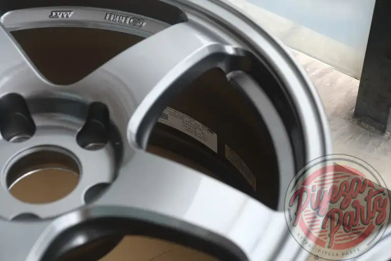 Brand New Enkei PF05 17x8 +35 5x114.3