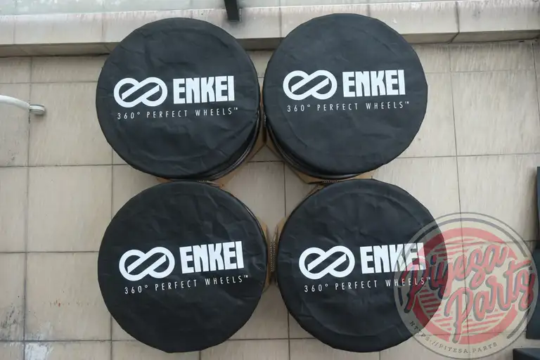 Brand New Enkei PF05 17x8 +35 5x114.3