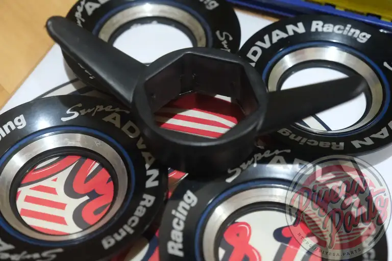Yokohama Advan SA3R Center Hardware (Caps) for 15 & 16