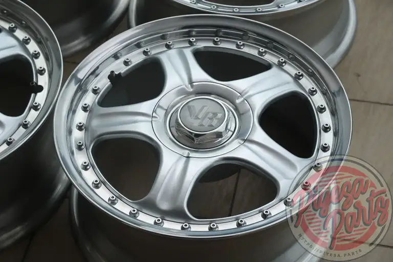 Rays Volk Racing Group AV 16x7 +35 4x100