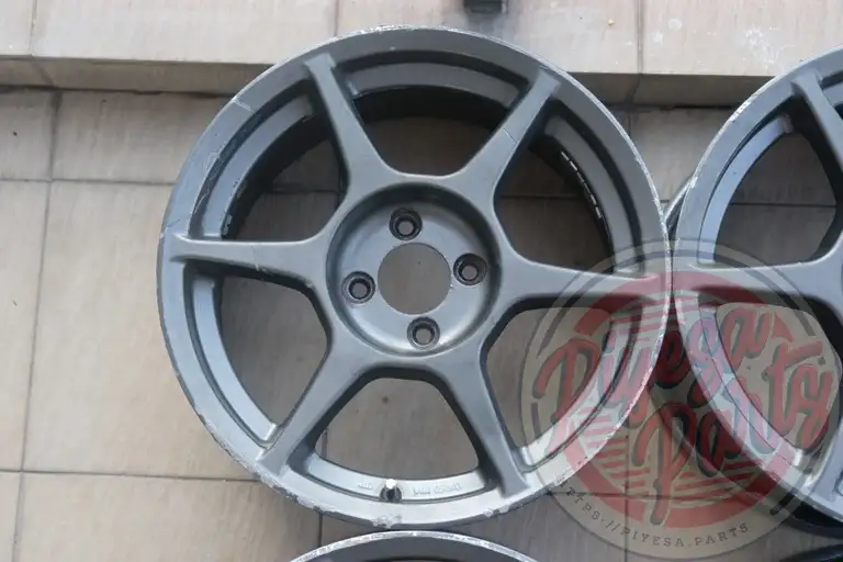 P1 Racing 16x7 +35 4x100
