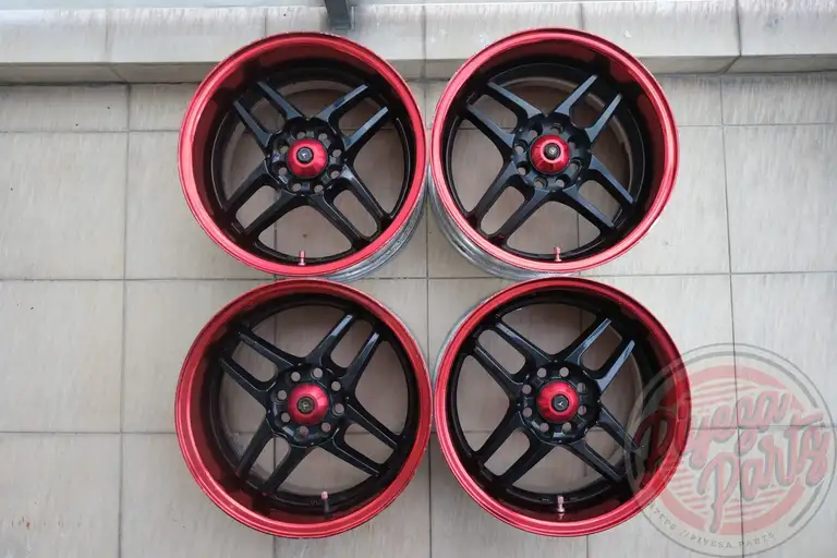 Tom's New Action 15x7 +35 4x100