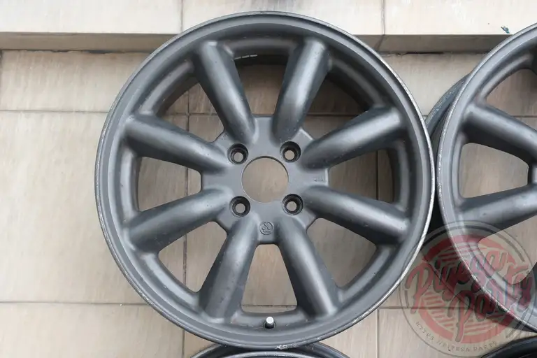 Watanabe F8F 16x7 +35 4x100