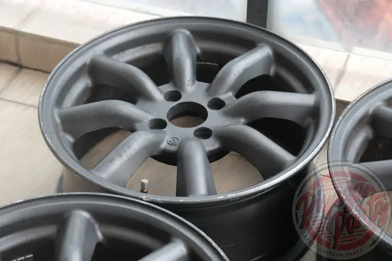 Watanabe F8F 16x7 +35 4x100