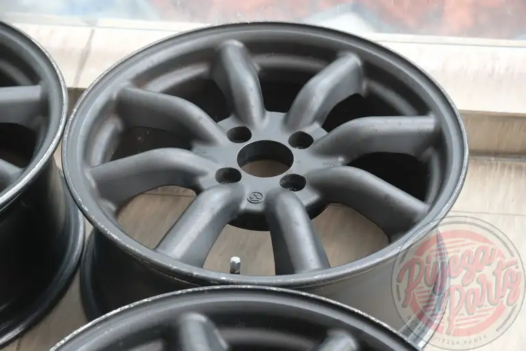 Watanabe F8F 16x7 +35 4x100