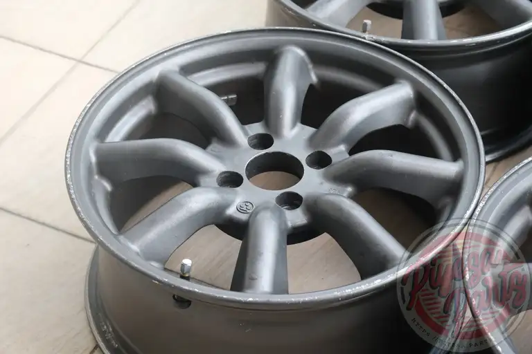 Watanabe F8F 16x7 +35 4x100