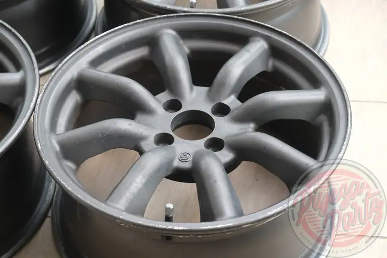 Watanabe F8F 16x7 +35 4x100