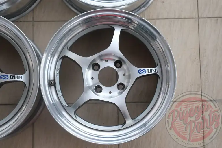 Enkei J-Speed 3 15x6.5 +38 4x100