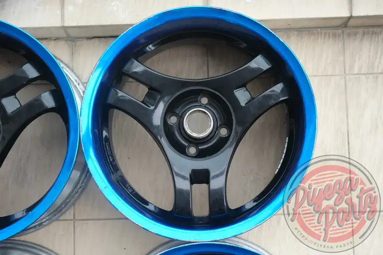 Yokohama Advan SA3R 16x7 +35 4x100